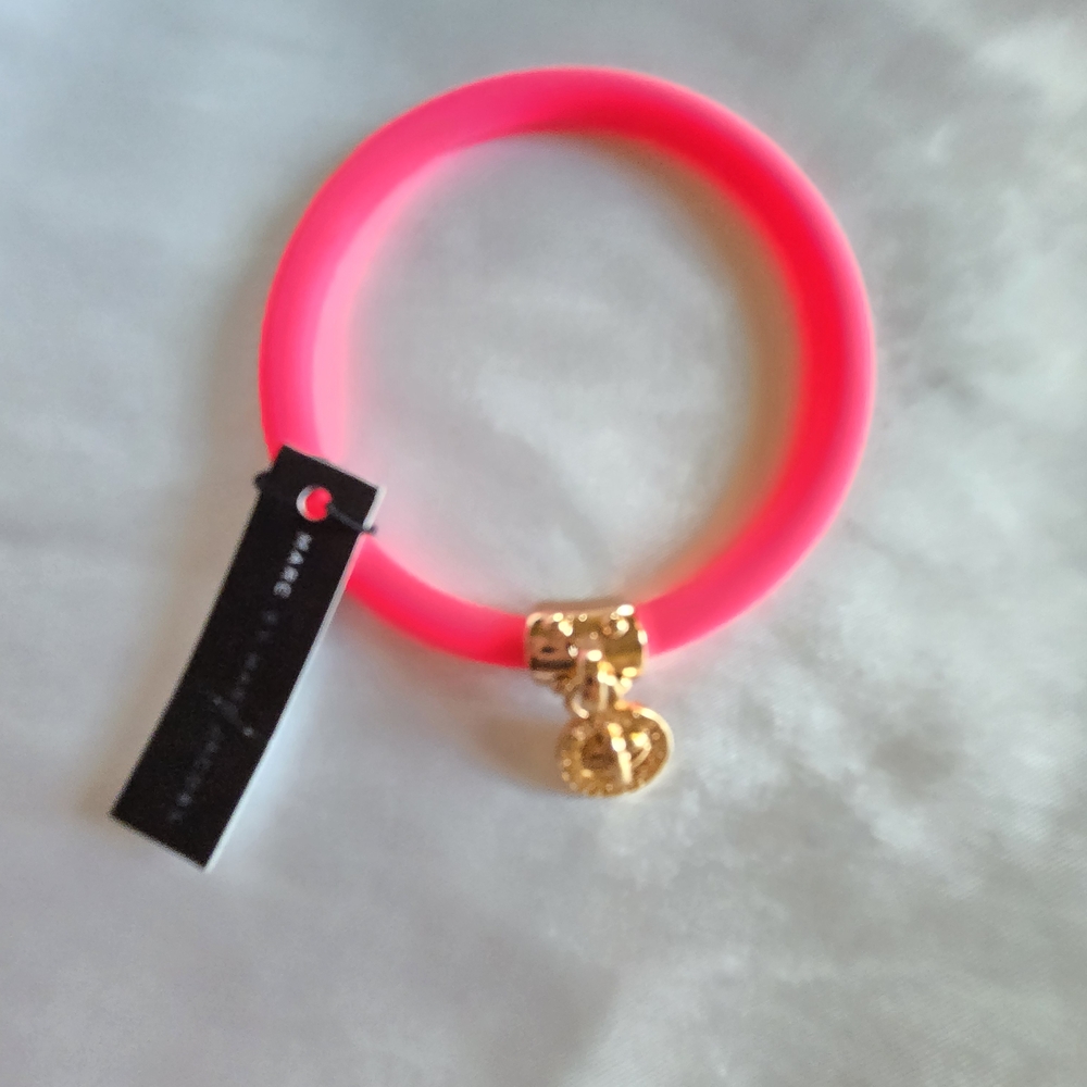 Marc By Marc Jacobs Neon Pink Bracelet with Gold Charm New With Tags